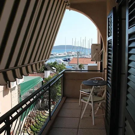 Artina Apartament